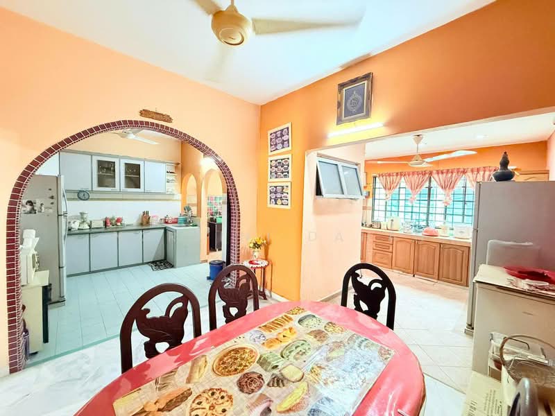 Double Storey House @ USJ 11 untuk Untuk Dijual - RM 880,000, Mac 2026 - Kitchen - PropertyGuru.com.my