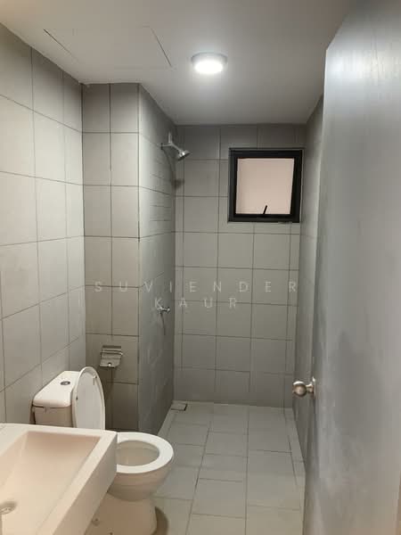 E'Island Lake Haven @ Puchong untuk Untuk Dijual - RM 440,000, Mac 2026 - Bathroom - PropertyGuru.com.my