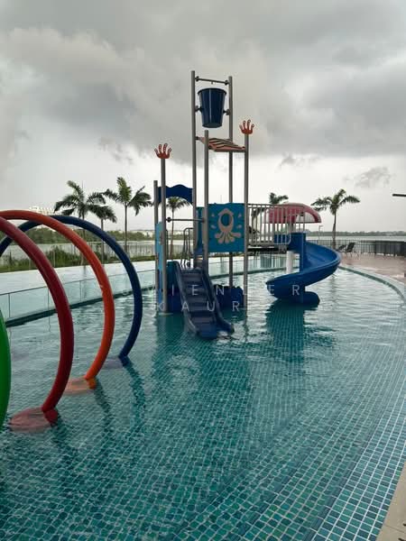 E'Island Lake Haven @ Puchong untuk Untuk Dijual - RM 440,000, Mac 2026 - Pool - PropertyGuru.com.my