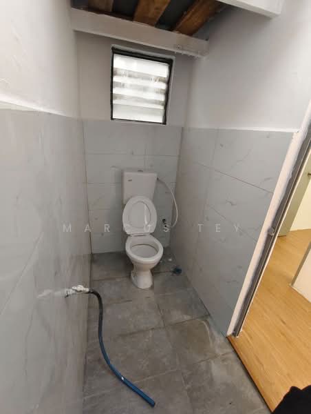 2-storey Terraced House for Sale in Taman Sri Panchor (Batu Pahat) - Marcus Tey - Bathroom - PropertyGuru.com.my