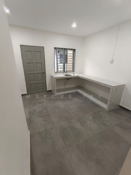 2-storey Terraced House for Sale in Taman Sri Panchor (Batu Pahat) - Marcus Tey - Kitchen - PropertyGuru.com.my