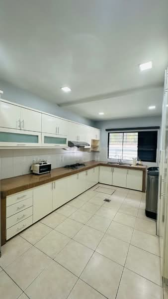 Rumah Teres 2-Tingkat untuk Disewa di Desa Parkcity (Kuala Lumpur) - Josh Chong - Kitchen - PropertyGuru.com.my