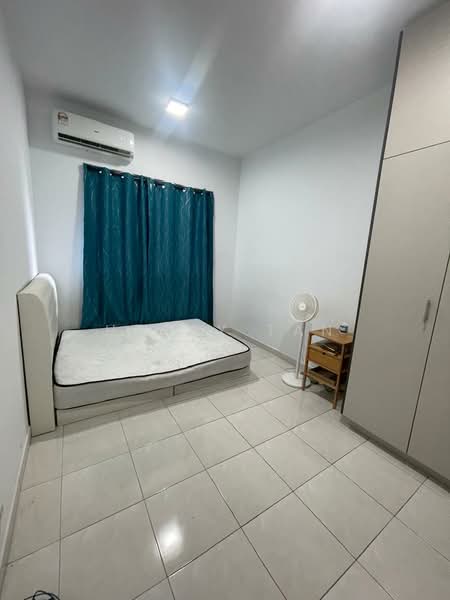Idaman Abadi untuk Untuk Disewa - RM 1,300 /bulan, Mac 2026 - Bedroom - PropertyGuru.com.my