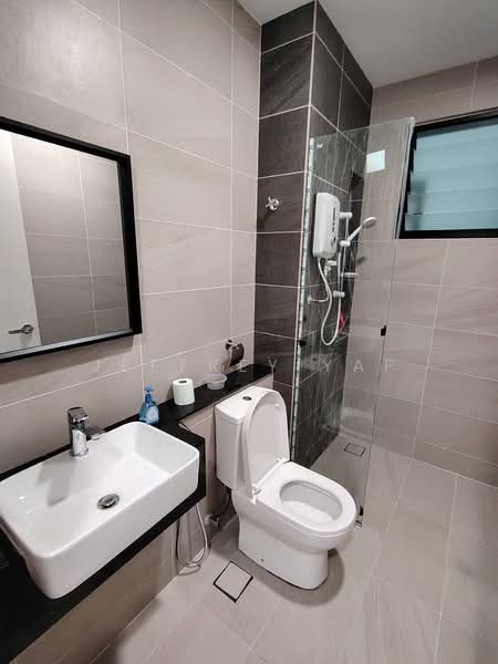 2Rio Residence @ Bandar Puteri Puchong untuk Untuk Disewa - RM 3,500 /bulan, Mac 2026 - Bathroom - PropertyGuru.com.my