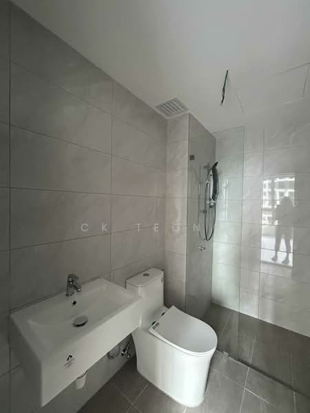 Condominium for Rent at Altris Residences @ The Quartz WM - CK Teong - Bathroom - PropertyGuru.com.my