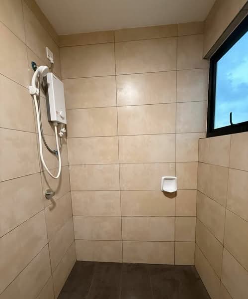 Service Residence for Sale at EDUSENTRAL - Judy Lee - Bathroom - PropertyGuru.com.my
