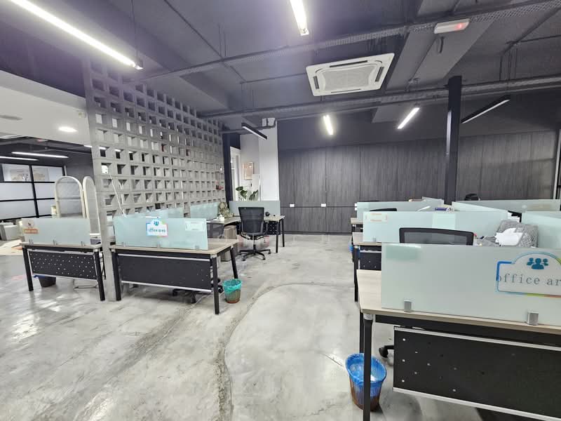 Office for Rent in Mont Kiara (Kuala Lumpur) - Moon Chan - Interior - PropertyGuru.com.my