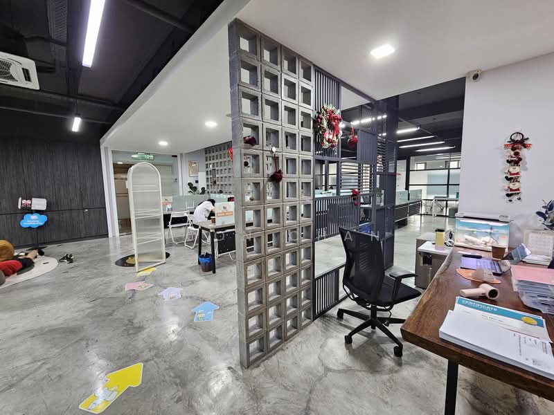 Office for Rent in Mont Kiara (Kuala Lumpur) - Moon Chan - Interior - PropertyGuru.com.my