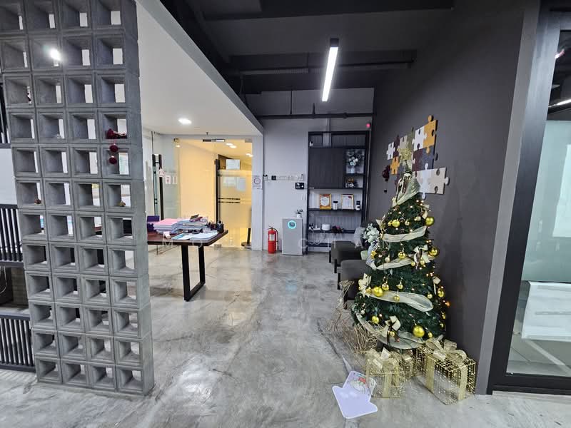 Office for Rent in Mont Kiara (Kuala Lumpur) - Moon Chan - Interior - PropertyGuru.com.my