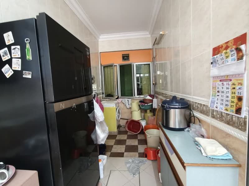 2-storey Terraced House for Sale in Taman Impian Emas (Skudai) - Nathan Chan - Kitchen - PropertyGuru.com.my