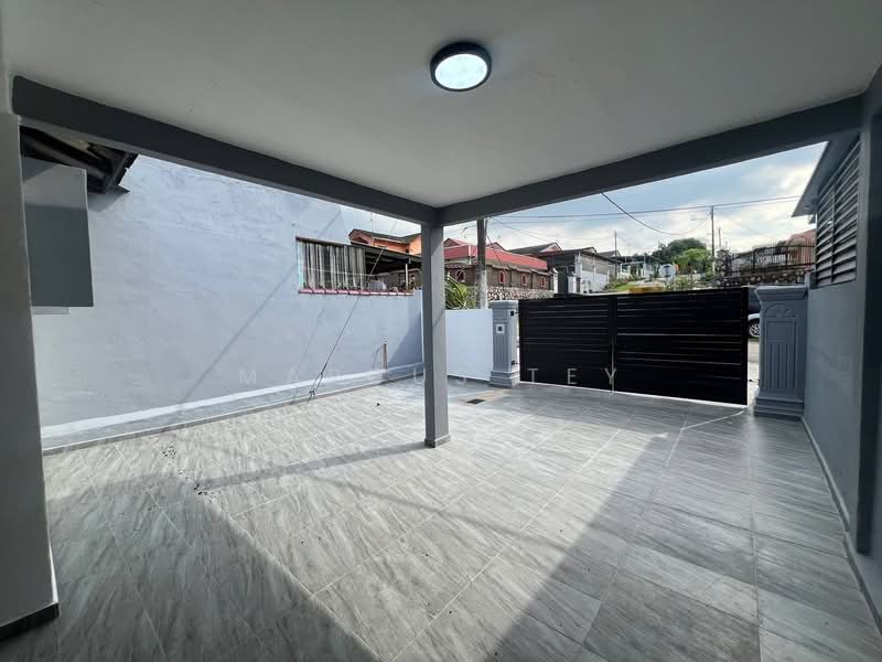 1-storey Terraced House for Sale in Ulu Tiram (Johor) - Marcus Tey - Exterior - PropertyGuru.com.my