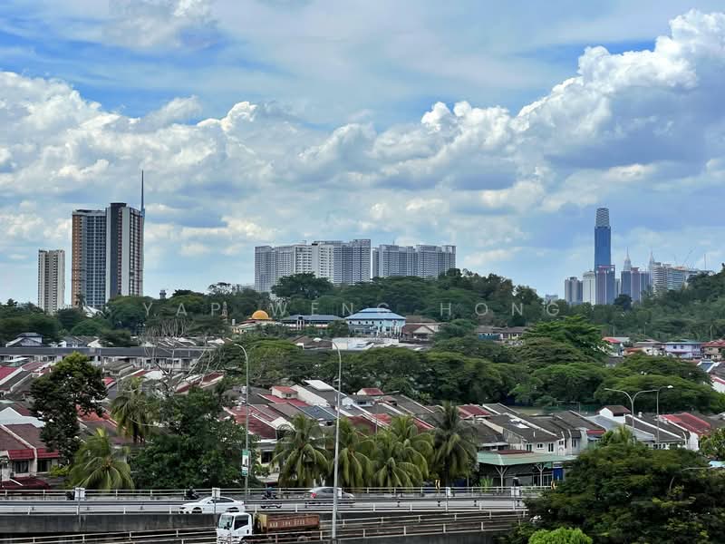 Shop / Office for Rent in Cheras Business Centre (Kuala Lumpur) - Yap Weng Hong - Exterior - PropertyGuru.com.my