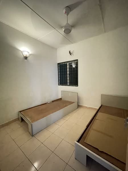 Damansara Villa, Taman Sea untuk Untuk Dijual - RM 595,000, Mac 2026 - Bedroom - PropertyGuru.com.my