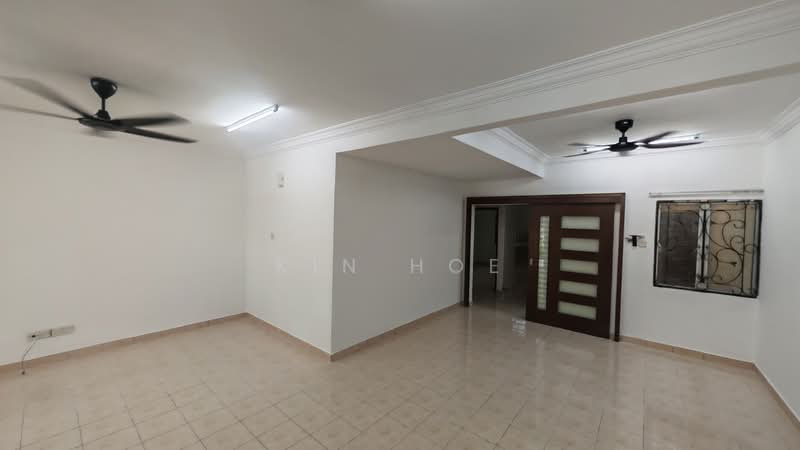 Bandar Kinrara untuk Untuk Disewa - RM 2,350 /bulan, Mac 2026 - Living Room - PropertyGuru.com.my