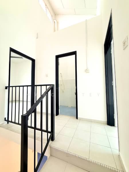 Taman Sri Kluang untuk Untuk Dijual - RM 230,000, Mac 2026 - Interior - PropertyGuru.com.my