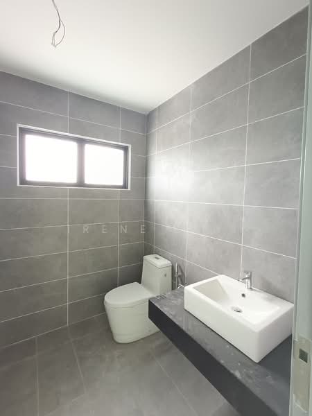 Harmoni Park untuk Untuk Dijual - RM 1,250,000, Mac 2026 - Bathroom - PropertyGuru.com.my