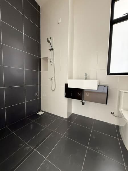 Cluster House for Sale in Iskandar Puteri (Nusajaya) (Johor) - Kai Jing - Bathroom - PropertyGuru.com.my