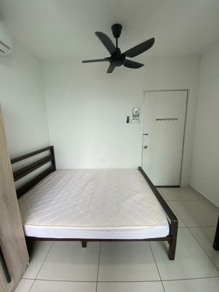 Service Residence for Sale at Kenwingston Skylofts - YY Wong - Bedroom - PropertyGuru.com.my