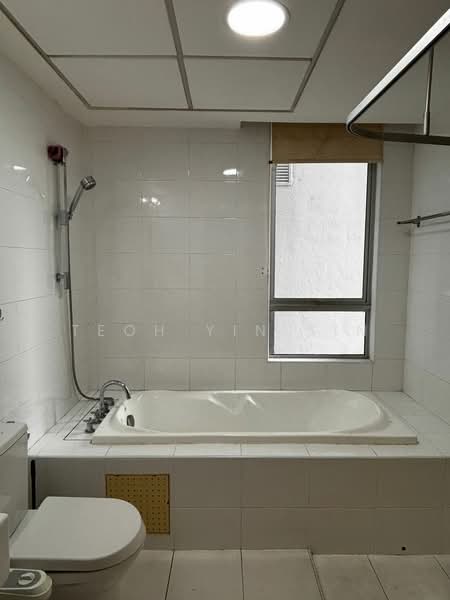 Service Residence for Sale at Solaris Dutamas - Teoh Yin Sin - Bathroom - PropertyGuru.com.my