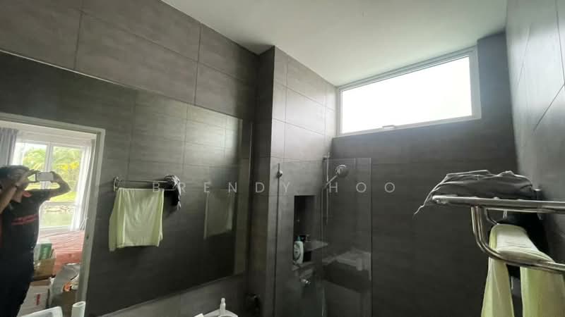 Bungalow for Rent in Senibong (Permas Jaya) - Brendy Hoo - Bathroom - PropertyGuru.com.my