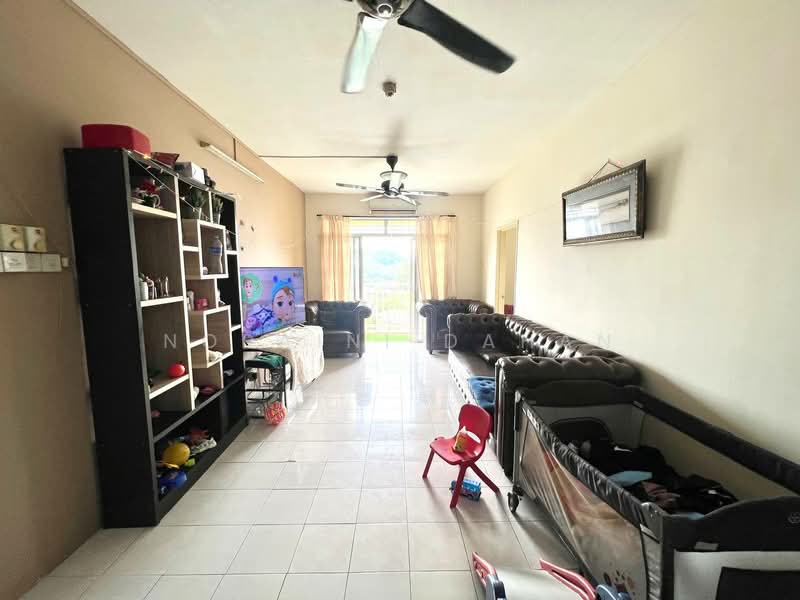 Platinum Hill PV 5 untuk Untuk Dijual - RM 420,000, Mac 2026 - Living Room - PropertyGuru.com.my
