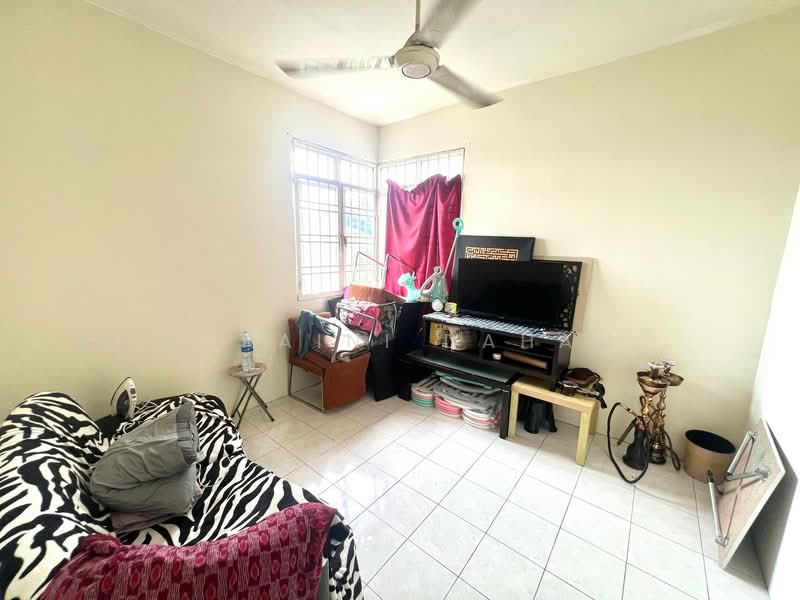 Platinum Hill PV 5 untuk Untuk Dijual - RM 420,000, Mac 2026 - Living Room - PropertyGuru.com.my