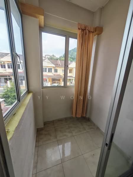 2-storey Terraced House for Sale in Puchong (Selangor) - YY Wong - Balcony - PropertyGuru.com.my