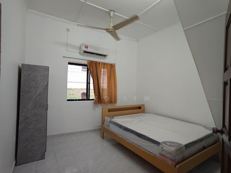 Semi-Detached House for Sale in Taman Serene (Johor Bahru) - Niko Lew - Bedroom - PropertyGuru.com.my