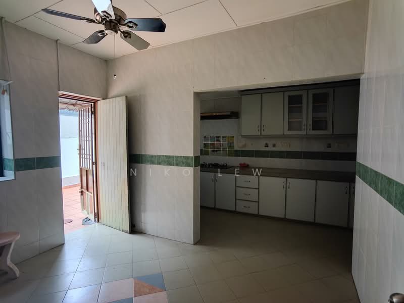 Semi-Detached House for Sale in Taman Serene (Johor Bahru) - Niko Lew - Kitchen - PropertyGuru.com.my