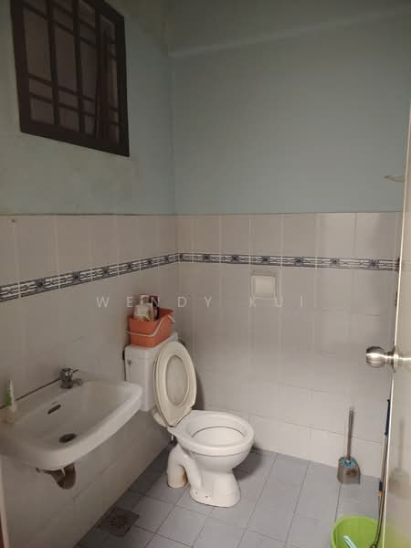 Apartment for Rent at Villa Bestari Apartment - Wendy Kui - Bathroom - PropertyGuru.com.my