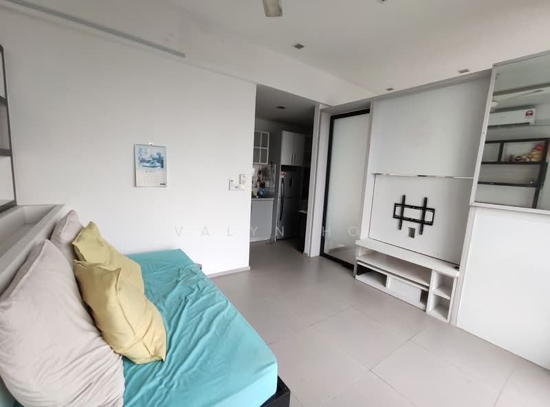 Garden Plaza untuk Untuk Disewa - RM 1,200 /bulan, Mac 2026 - Living Room - PropertyGuru.com.my