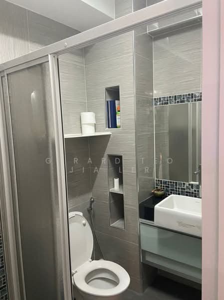 Apartment for Sale at Halaman Kristal - Gerard Teo Jia Ler - Bathroom - PropertyGuru.com.my