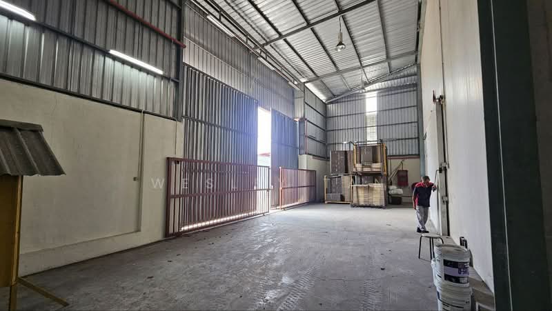Factory for Sale in Taman Teknologi Cheng (Cheng) - Wesley Tan - Interior - PropertyGuru.com.my