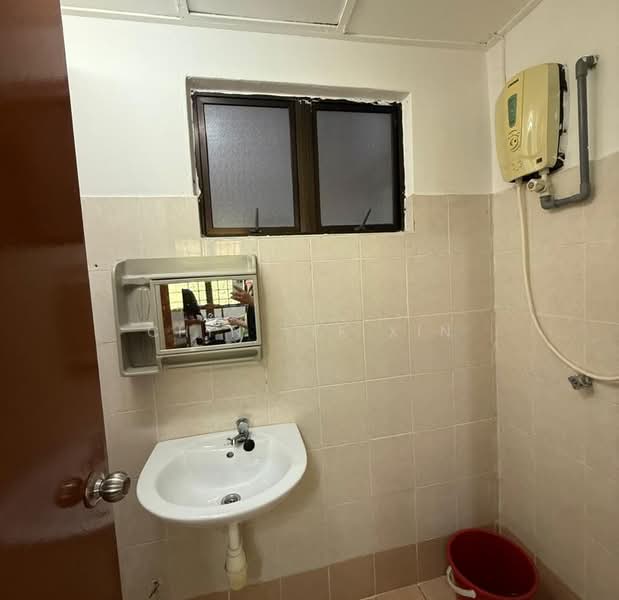 Apartment for Rent at Ixora - Chin Yee Xin - Bathroom - PropertyGuru.com.my