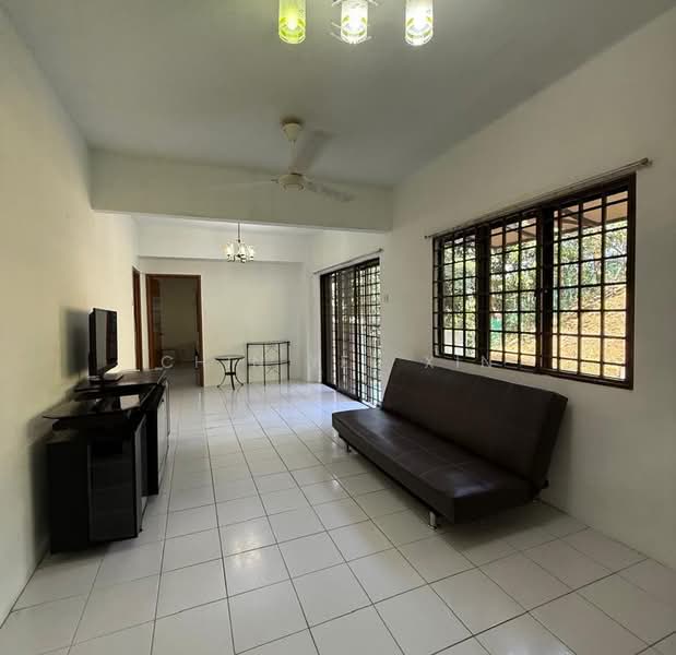 Apartment for Rent at Ixora - Chin Yee Xin - Living Room - PropertyGuru.com.my