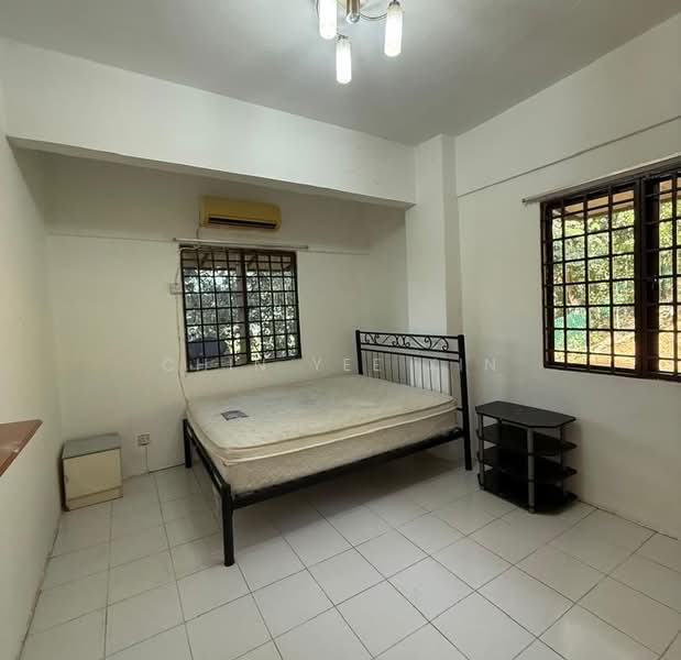 Apartment for Rent at Ixora - Chin Yee Xin - Bedroom - PropertyGuru.com.my
