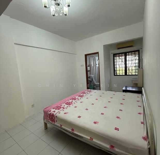 Apartment for Rent at Ixora - Chin Yee Xin - Bedroom - PropertyGuru.com.my