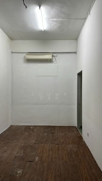 Shop for Rent in Simpang Ampat (Penang) - Tommy Gan - Interior - PropertyGuru.com.my