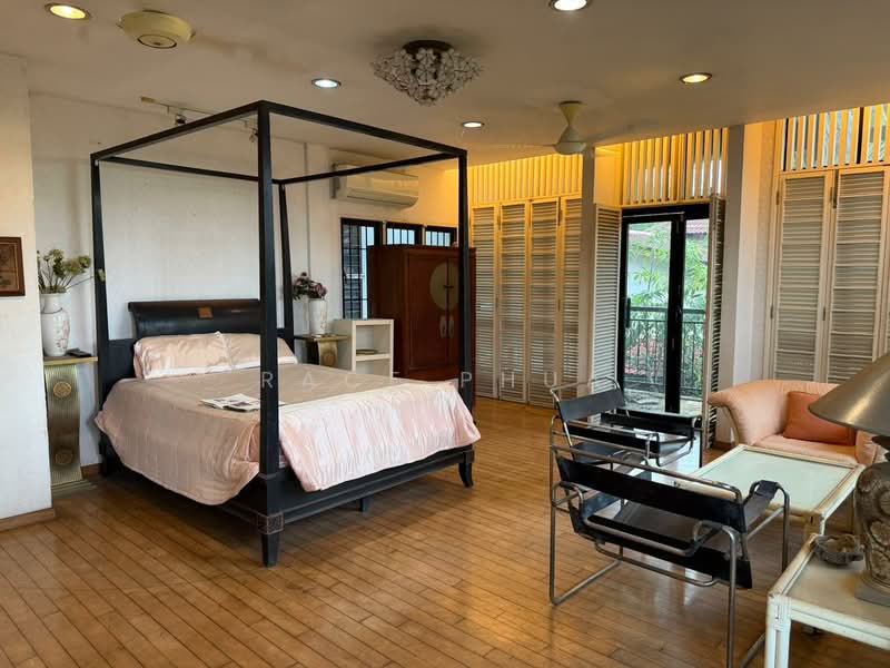 Bungalow for Sale in Seksyen 17 (Petaling Jaya) - Race Phua - Bedroom - PropertyGuru.com.my