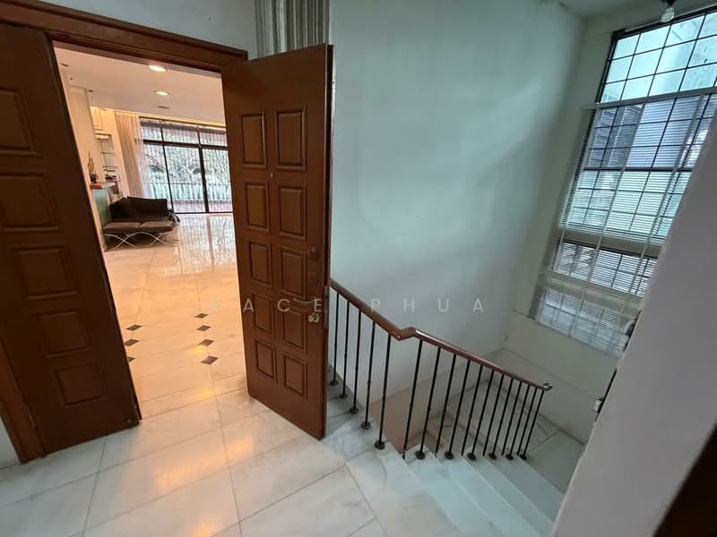 Bungalow for Sale in Seksyen 17 (Petaling Jaya) - Race Phua - Living Room - PropertyGuru.com.my