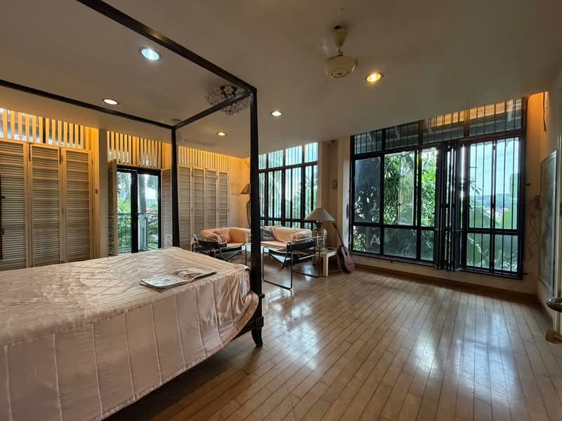 Bungalow for Sale in Seksyen 17 (Petaling Jaya) - Race Phua - Bedroom - PropertyGuru.com.my
