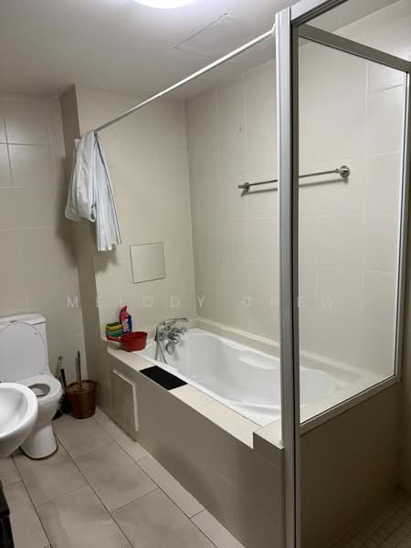 Servis Apartment untuk Disewa di Saujana Residency - melody chew - Bathroom - PropertyGuru.com.my
