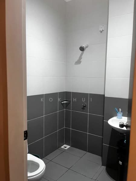 2-storey Terraced House for Sale in Eco Botanic (Iskandar Puteri (Nusajaya)) - Kok Hui - Bathroom - PropertyGuru.com.my