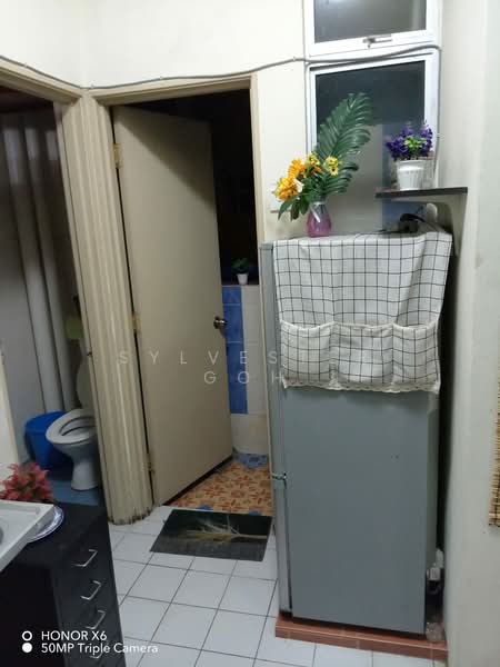 Apartment for Rent at Pangsapuri Adalia - Sylvester Goh - Bathroom - PropertyGuru.com.my