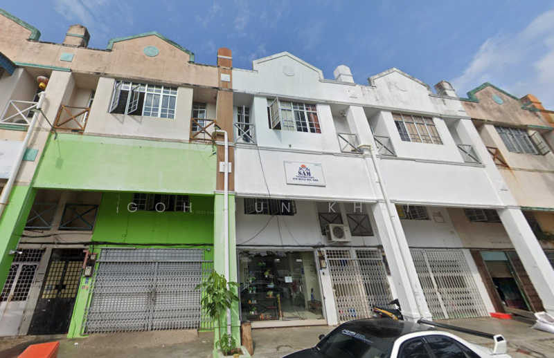 Shop for Rent in Taman Cheng Utama (Cheng) - Goh Jun Khai - Exterior - PropertyGuru.com.my