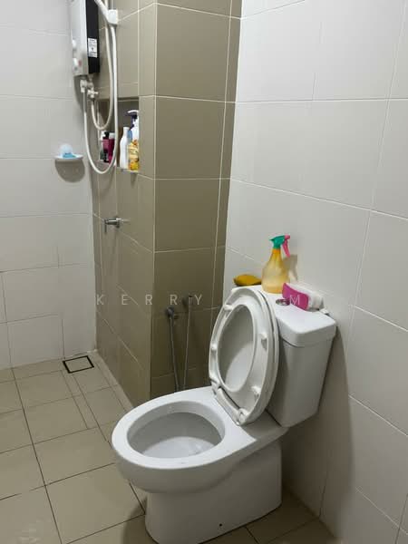 Service Residence for Sale at Pacific 63 - Kerry Tam - Bathroom - PropertyGuru.com.my