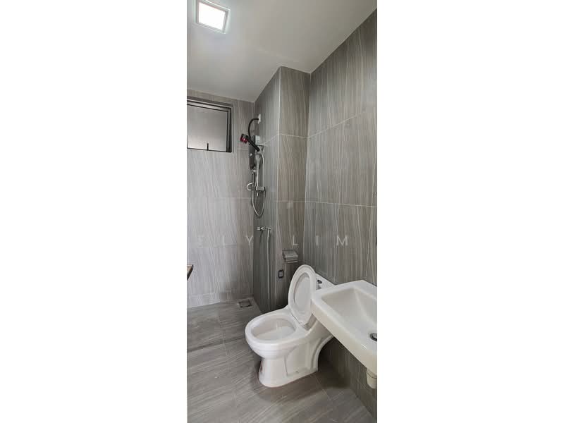 Condominium for Rent at The Hamilton - Fly Lim - Bathroom - PropertyGuru.com.my