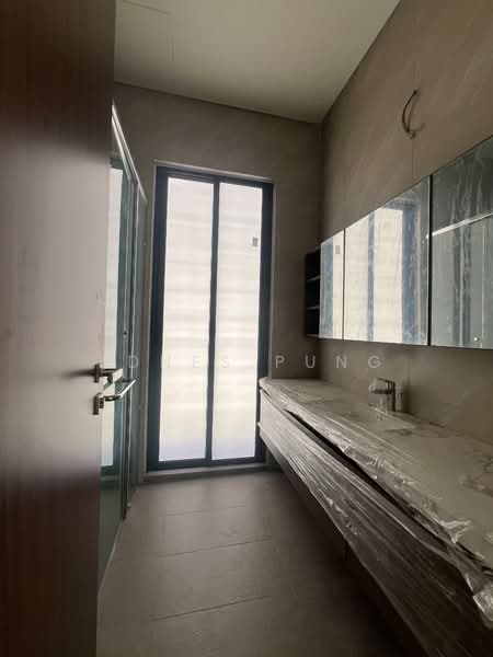 Rumah Teres untuk Dijual di Happy Garden (Kuchai Lama) - EDNES PUNG - Bathroom - PropertyGuru.com.my