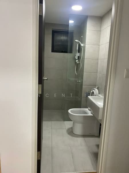 Condominium for Rent at TRI PINNACLE - Vincent Tan - Bathroom - PropertyGuru.com.my