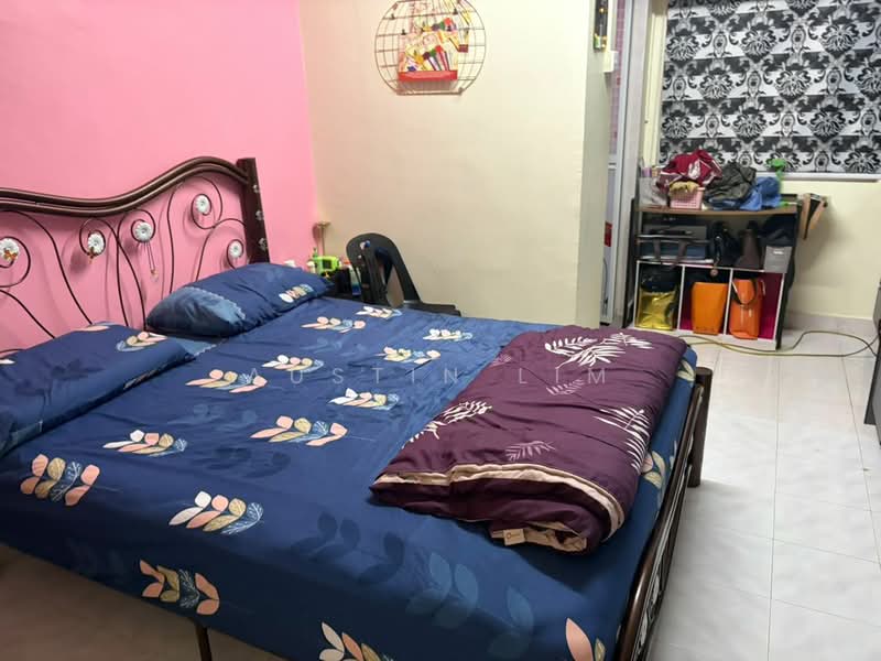 Taman Desa Jaya untuk Untuk Dijual - RM 700,000, Mac 2026 - Bedroom - PropertyGuru.com.my